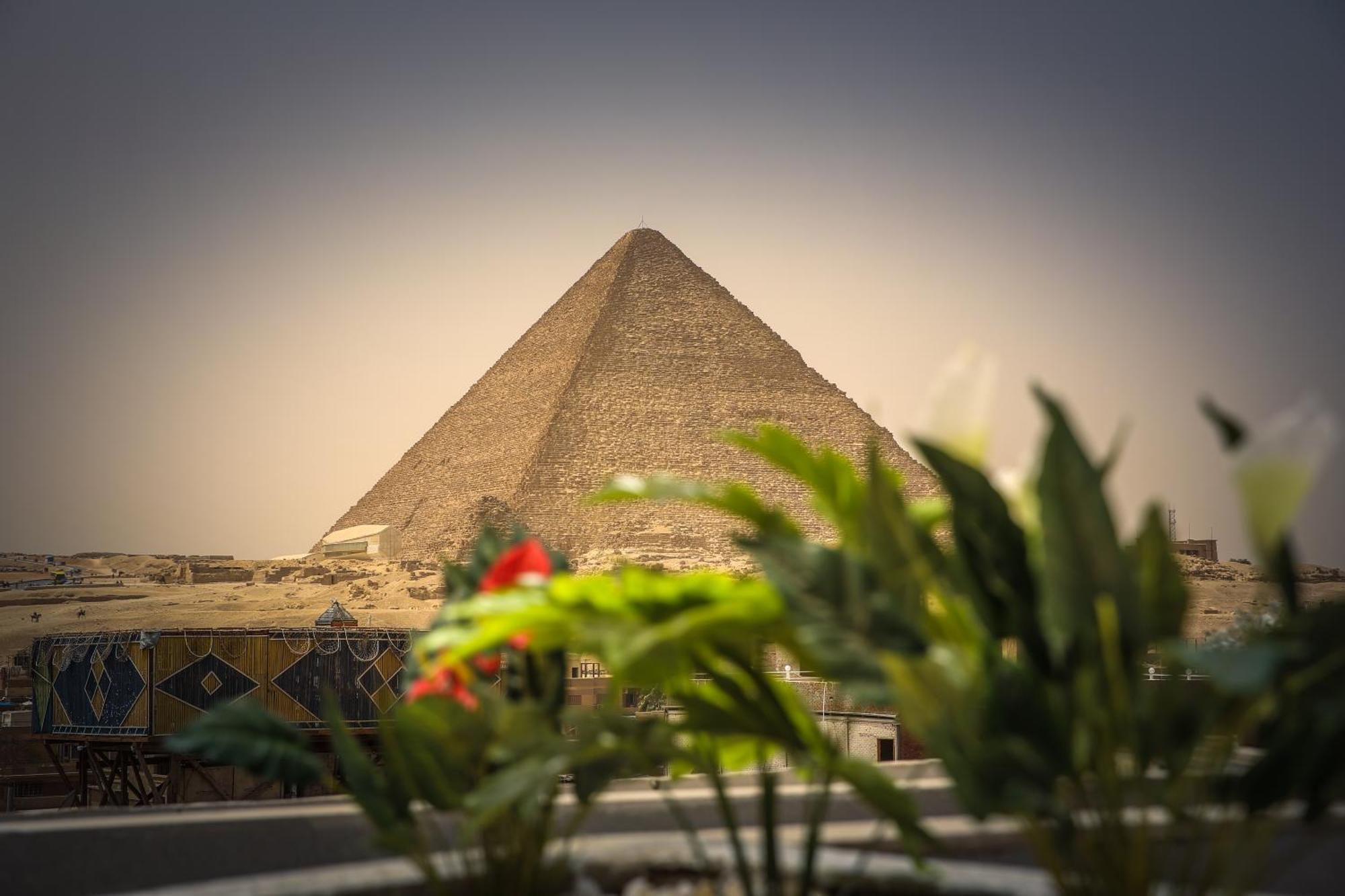 Queen Pyramids View Inn Kafrat al Jabal Exterior photo